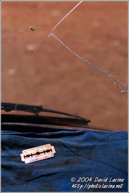 Tatra Razors - Local market, Ghana