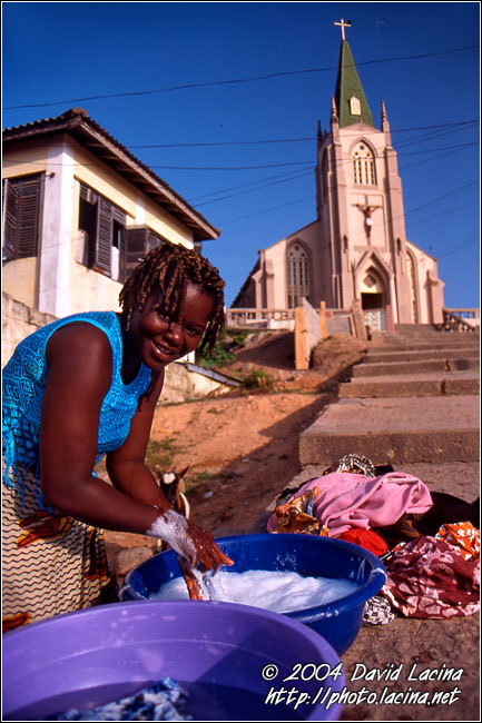 Washing With Smile - Cape Coast, Ghana