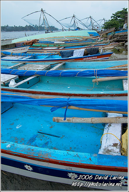Colorful Boats By Chinese Nets - Cochin - Chinese Nets (Cheena vala), India