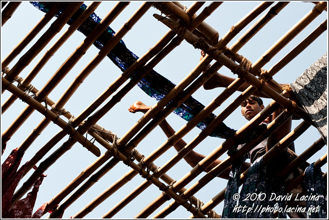 Hanging The Clothes - Jaipur fabric factory, India