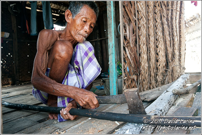 Cutting Wood - Sea gypsies - Bajau Laut, Malaysia