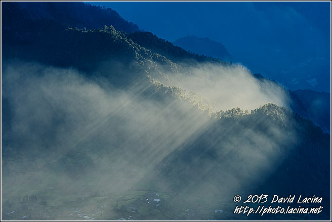 Clouds And Hills - Best Of, Guatemala