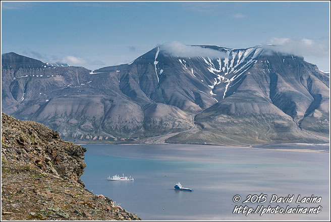 Hiorthfjellet And Adventfjorden - Svalbard, Norway