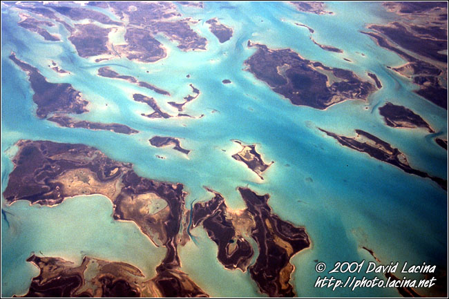Flying Over Bahamas - Best Of Curaçao, Curaçao