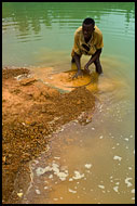 Searching For Diamonds Using Seruca, Diamond Mines In Color, Sierra Leone
