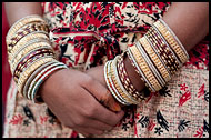 Wedding Bracelets, Jaipur slum dwellers, India