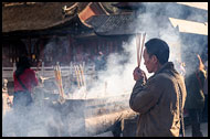 Praying In Yuantong Temple, Kunming And Shilin, China